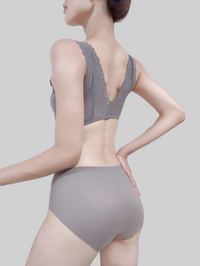 Front-Clasp Lace Push-Up Bra