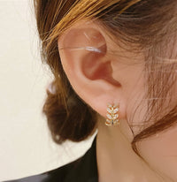 Korean Copper-Plated Silver Leaf Circle Stud Earrings