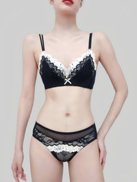 Innovative Cloud Cup Adjustable Bra