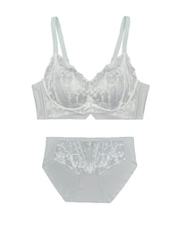 Elegant Comfort: Japanese-Style Deep V Wireless Bra