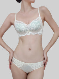 Lace Wireless Push-Up Bra for Petite Figures