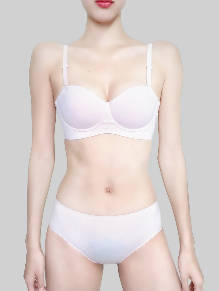 One Piece, Two Ways: Strapless Bralette for Small Busts and Busty Beauties