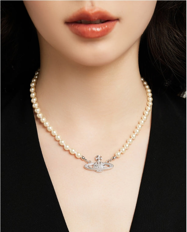 Pearl Saturn Collarbone Necklace