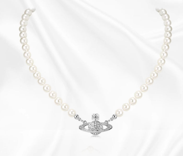 Pearl Saturn Collarbone Necklace