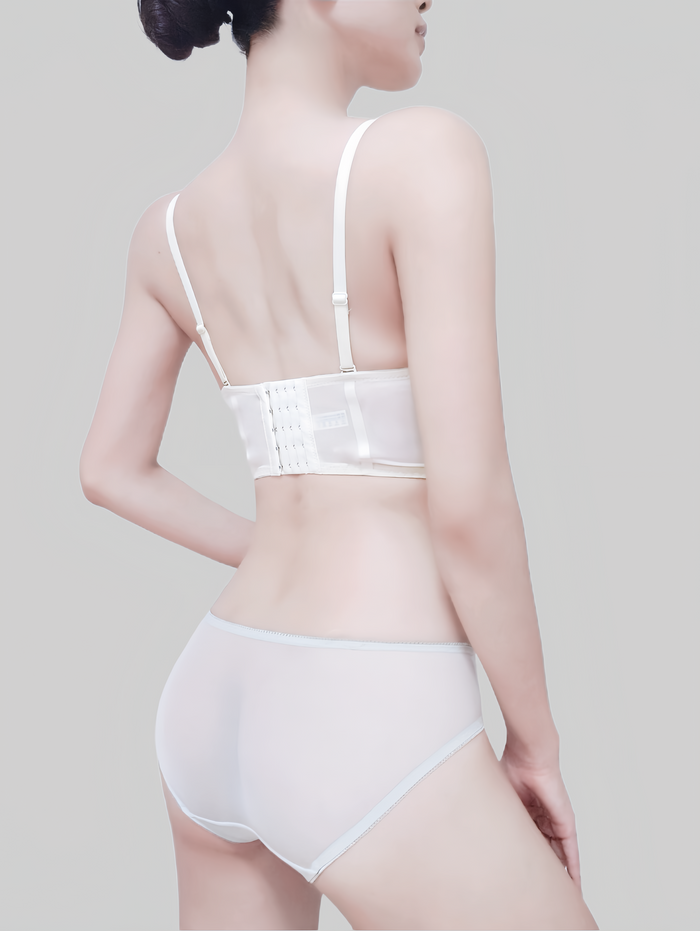 French-Style Sexy Sweet Non-Wired Bra with Latex Cups