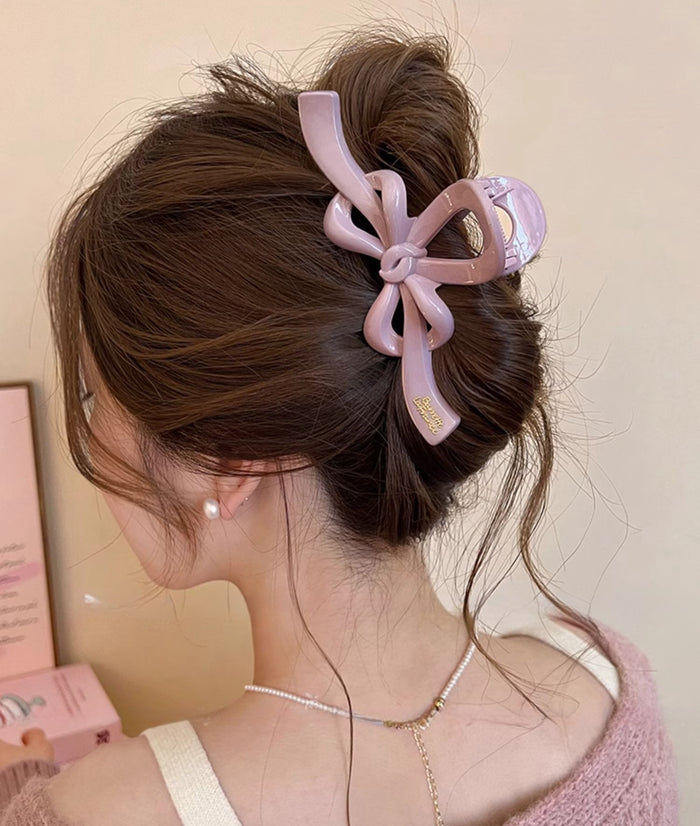 Elegant Large Butterfly Shark Clip in Blush Pink
