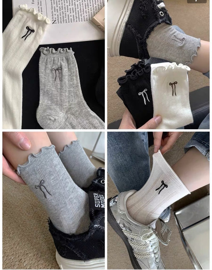 Korean-Style Lace Bow Embroidered Mid-Calf Socks for Summer (3-Pack)