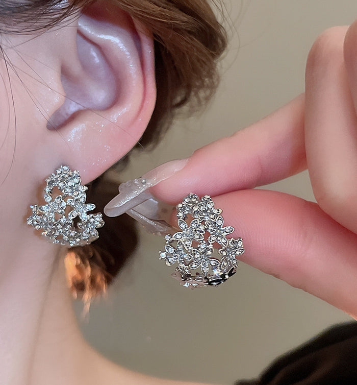 Korean Hollow Exquisite Rhinestone 925 Silver Stud Earrings