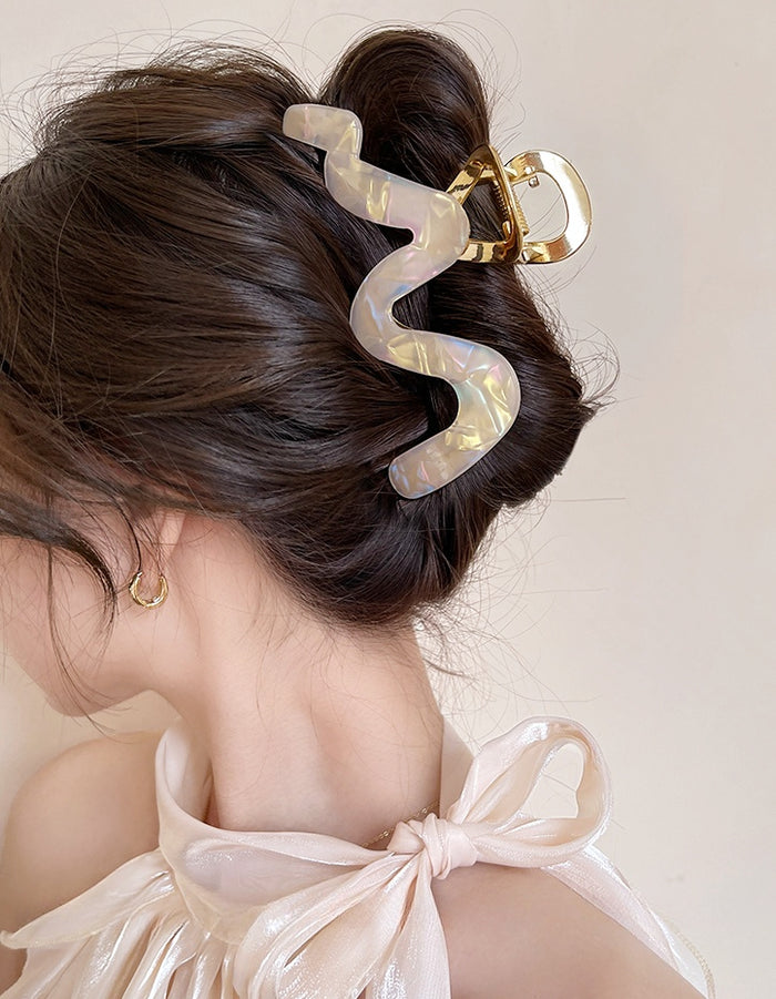 Korean Style Large White Pearl Shine Shark Clip