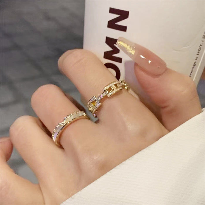 Light Luxury Zircon Shell Stackable Rings (Set of 2)
