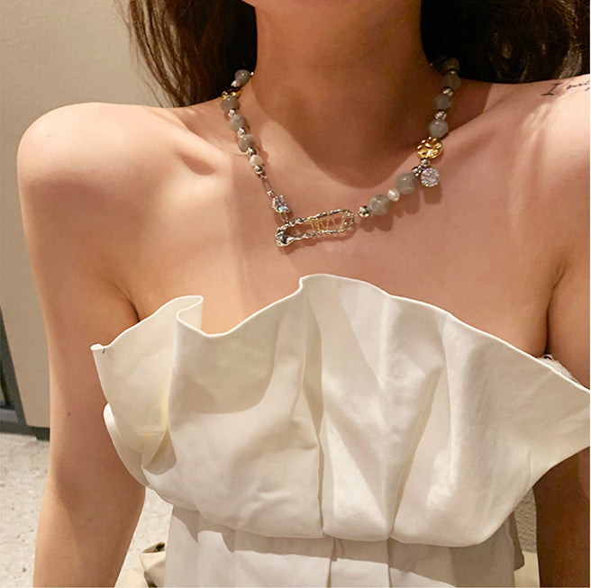 Faux Natural Stone Irregular Design Collarbone Necklace