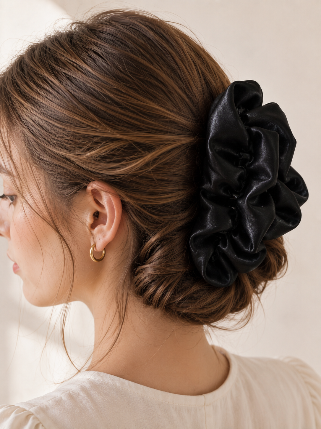Pearlescent Silver Large Hair Claw Clip