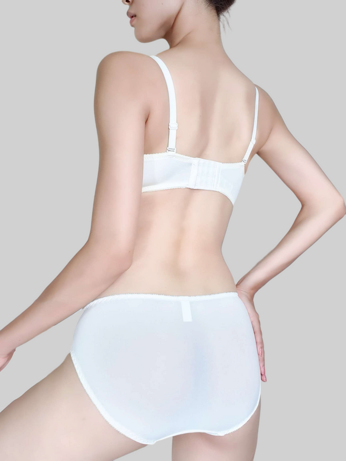Wire-Free Thickened Push-Up Bra for Enhanced Bust