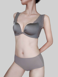 Front-Clasp Lace Push-Up Bra