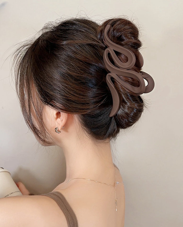 High-End Matte Large Wave Hair Claw