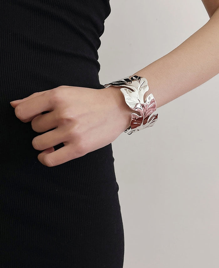 Luxe Leaf Open Bangle Bracelet