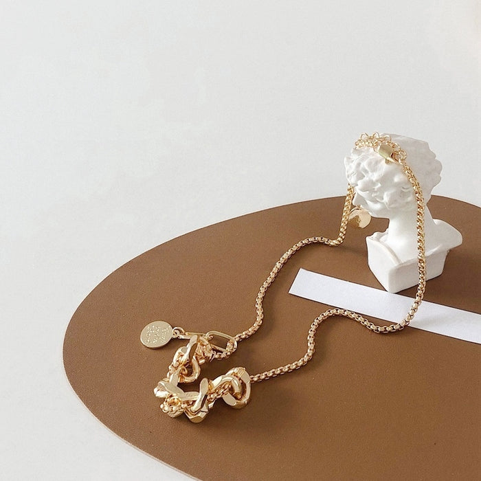 Irregular Retro-Inspired Statement Necklace