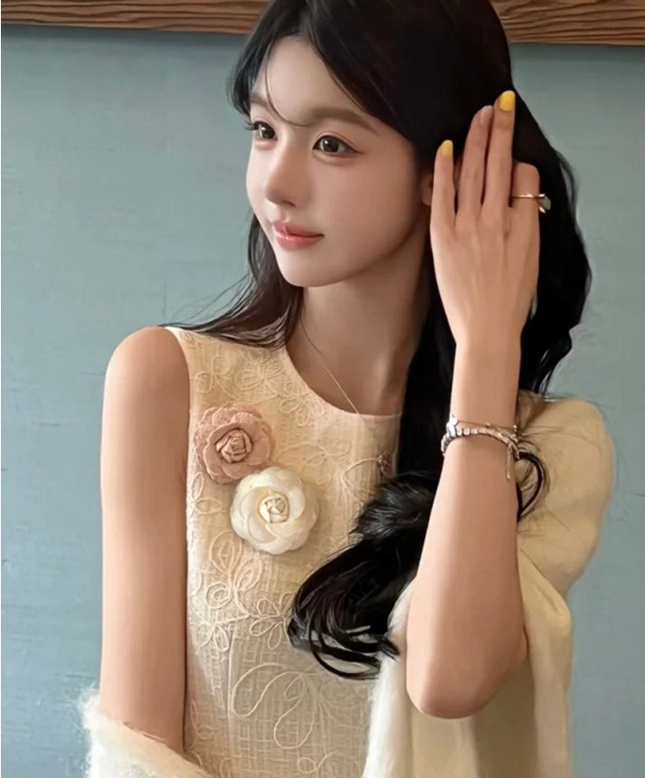 Chanel-Inspired Camellia Brooch &amp; Hair Clip Set (Pink + White)