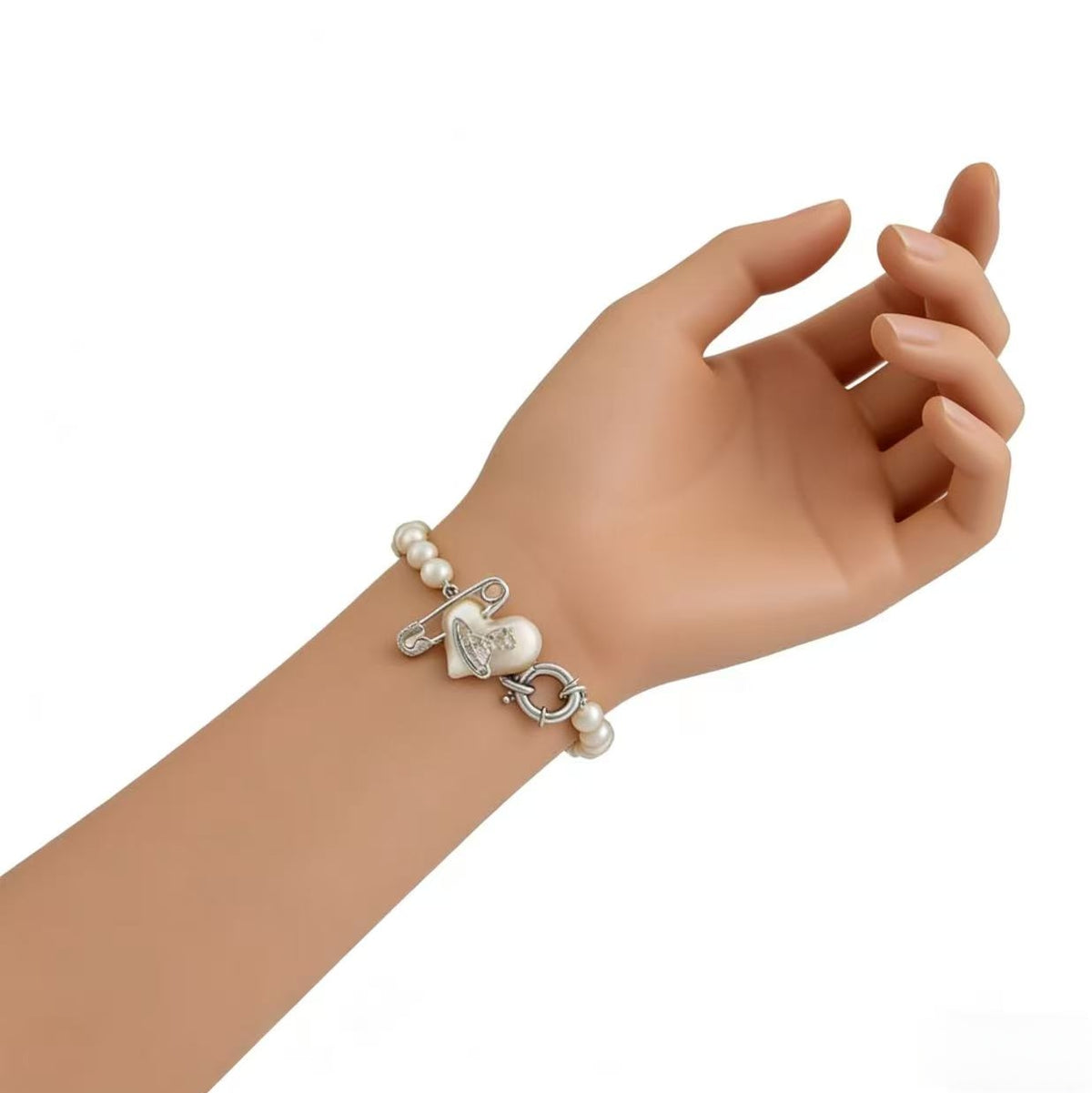 Classic Saturn pearl heart bracelet