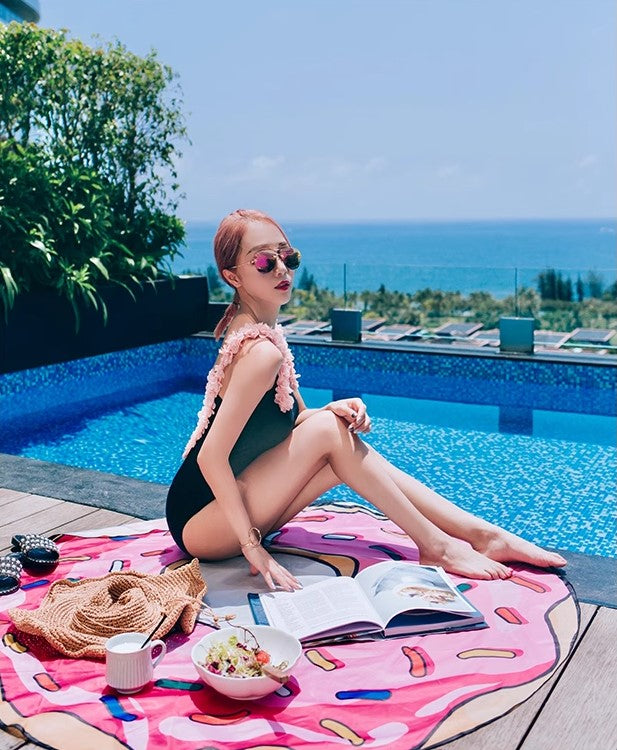 U-Back Floral Decor One-Piece Swimsuit